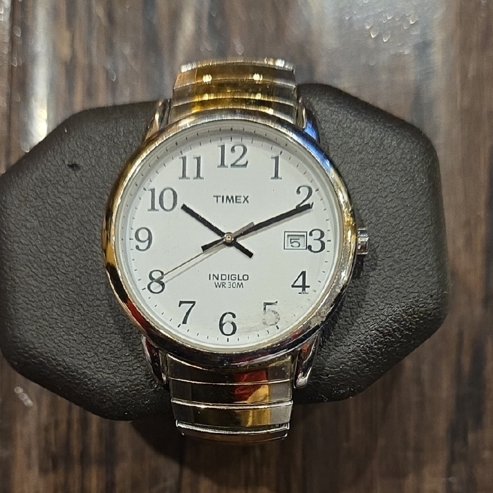 Vintage Timex Two-Tone Silver and Gold Watch